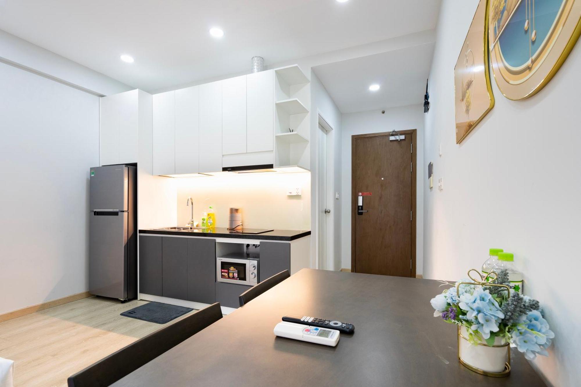 Otis Millennium Saigon Balcony Apartment Ho Chi Minh City Room photo